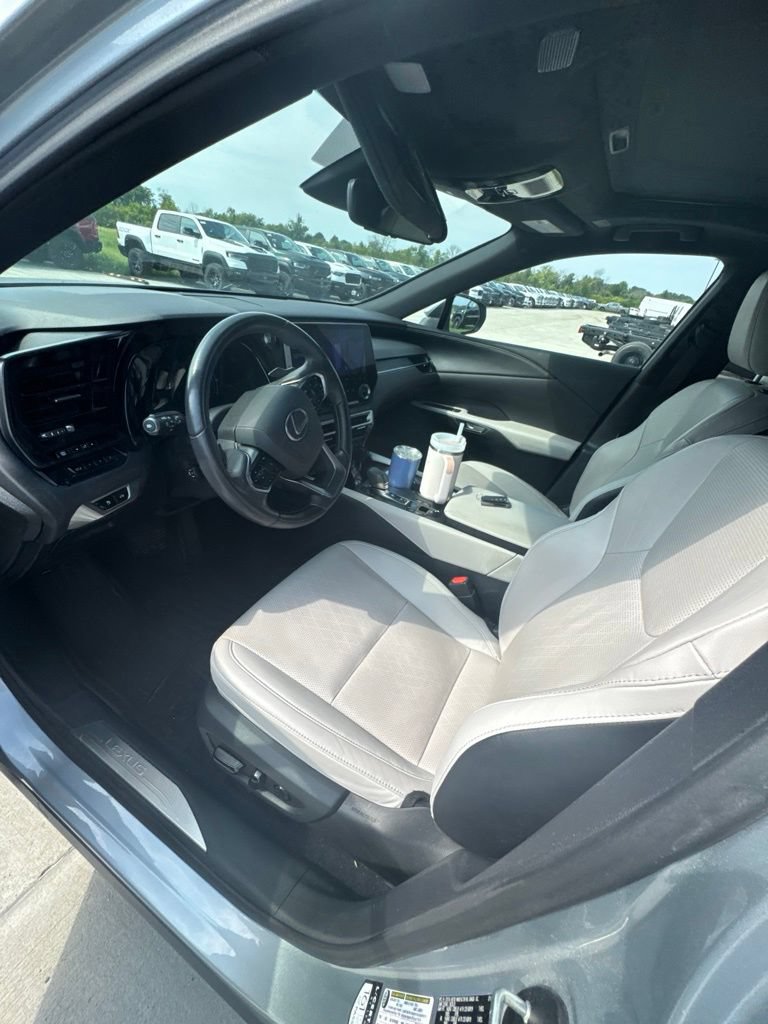 Used 2023 Lexus RX 350 Premium Plus w/ Cold Area Package AWD/4WD image 45