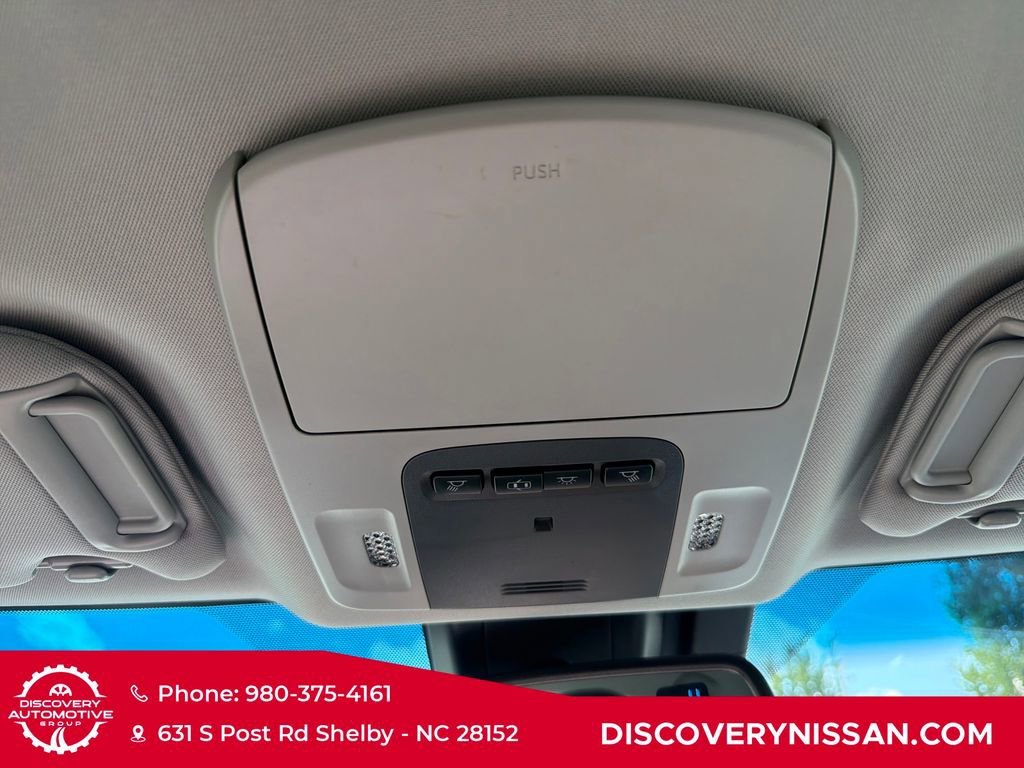 Used 2018 Toyota Camry XLE w/ Protection Package (Q2) FWD image 25