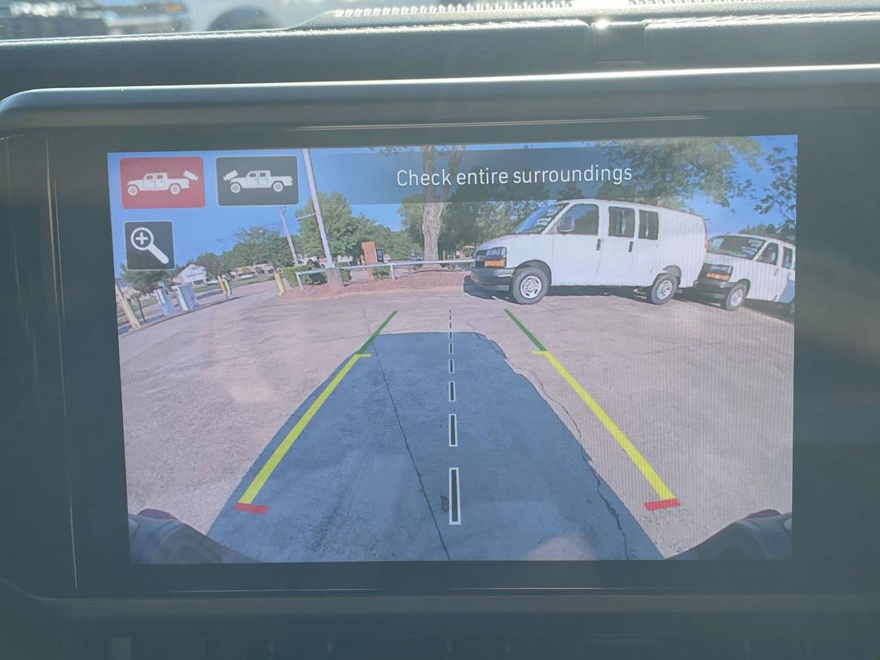 New 2025 Jeep Gladiator Rubicon image 17