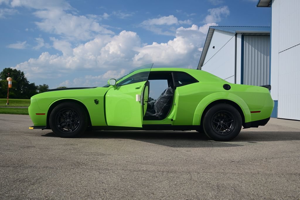 Used 2023 Dodge Challenger SRT Hellcat Redeye RWD image 12