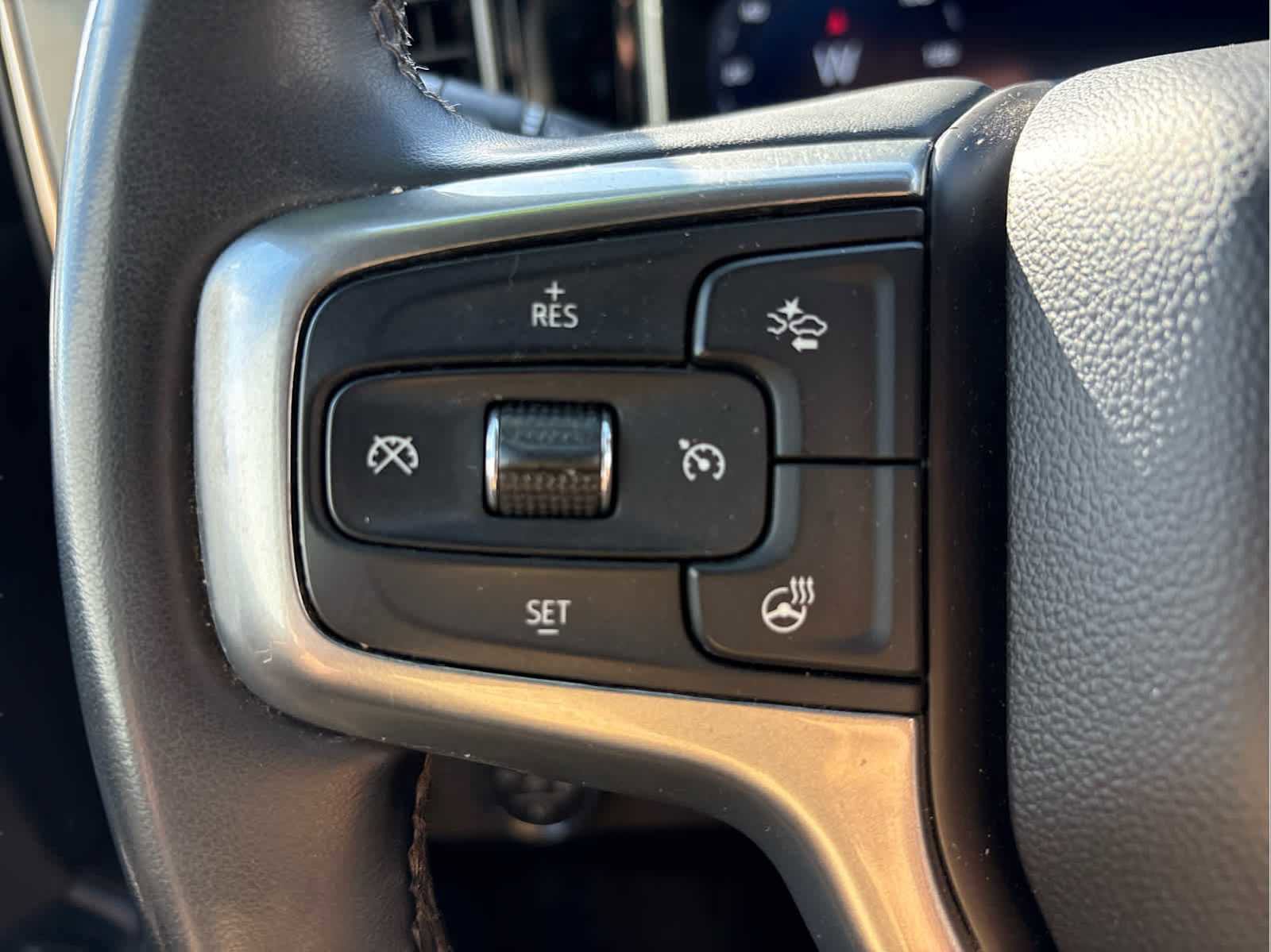 Used 2024 Chevrolet Silverado 2500 LT image 25