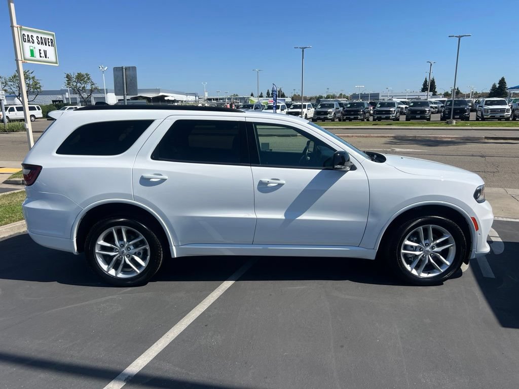 Used 2025 Dodge Durango GT AWD/4WD image 16