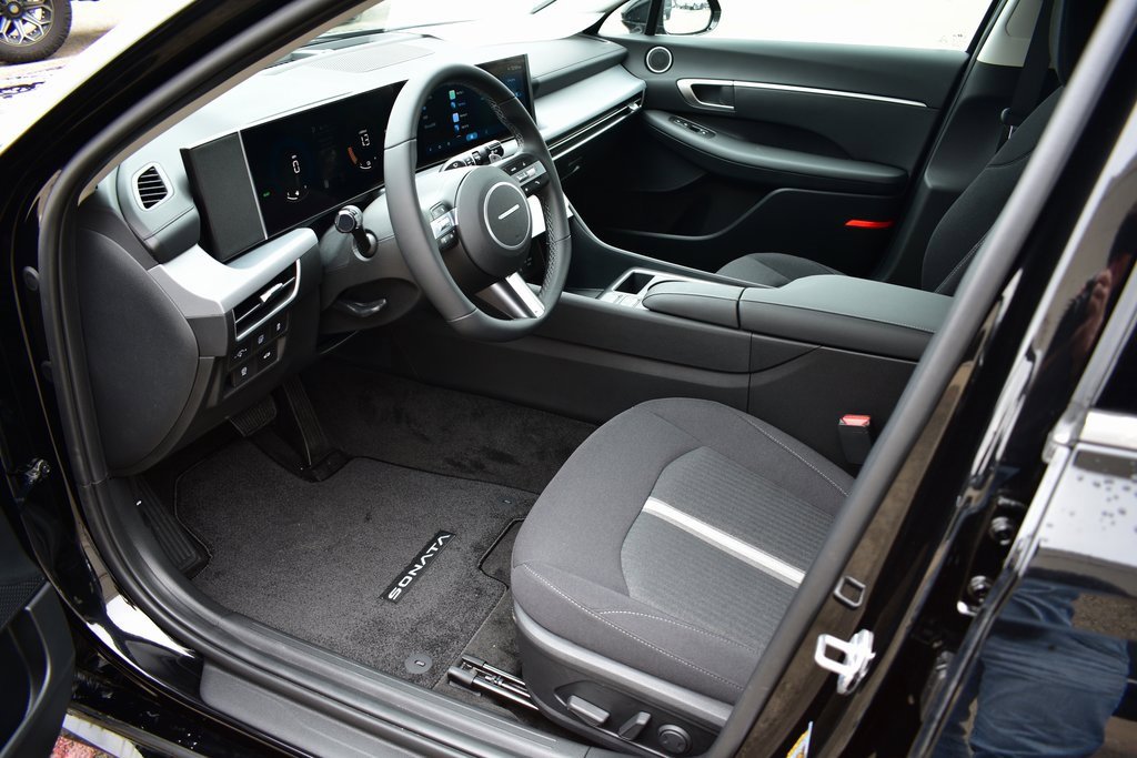 New 2025 Hyundai Sonata SEL image 14