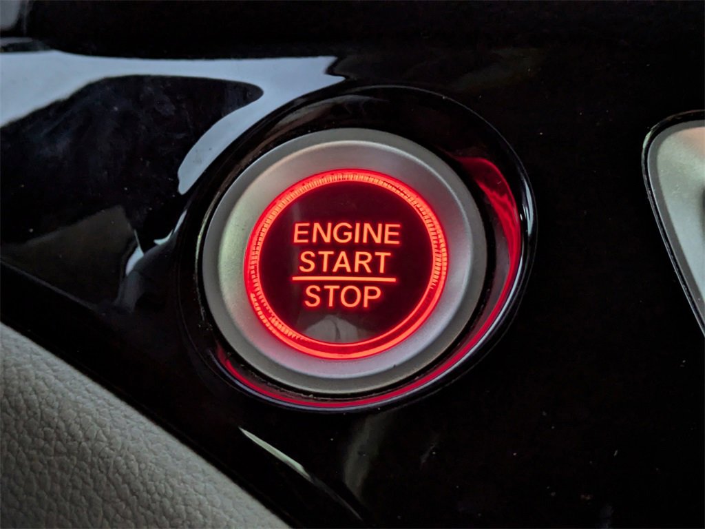 Used 2020 Honda Pilot Touring image 30