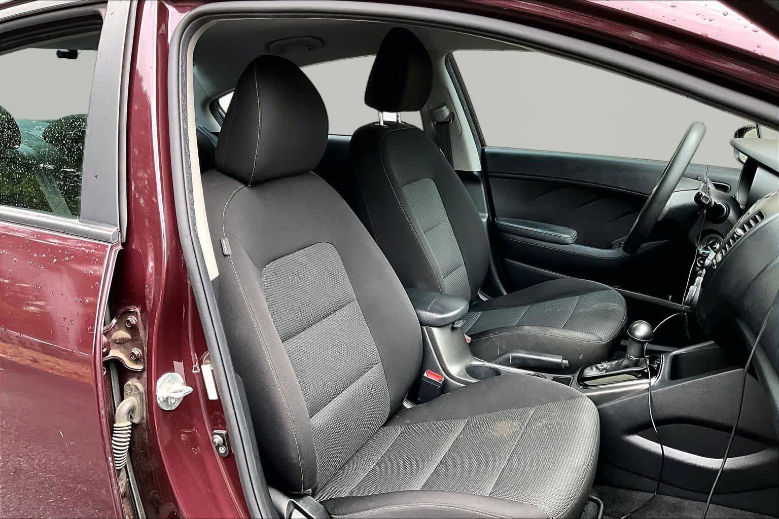 Used 2018 Kia Forte LX FWD image 9