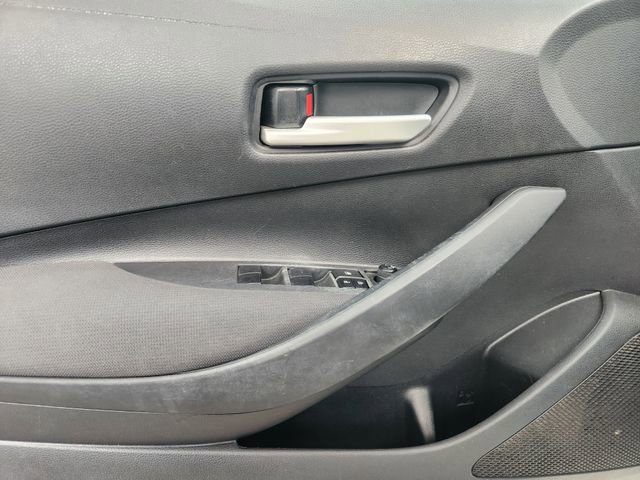 Used 2021 Toyota Corolla LE image 21