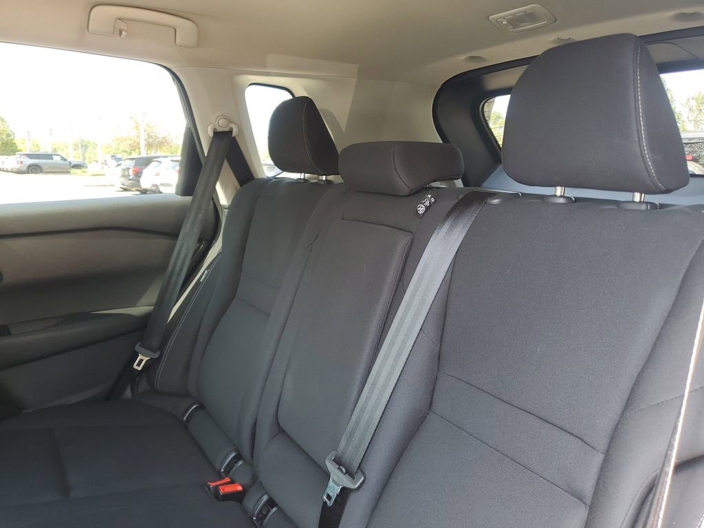 Used 2024 Nissan Rogue S image 25