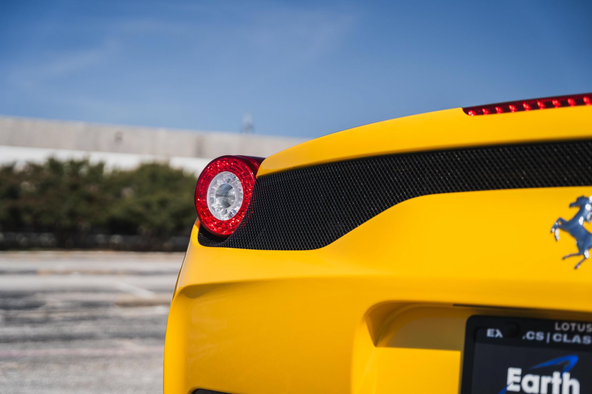 Used 2015 Ferrari 458 Speciale A RWD image 14