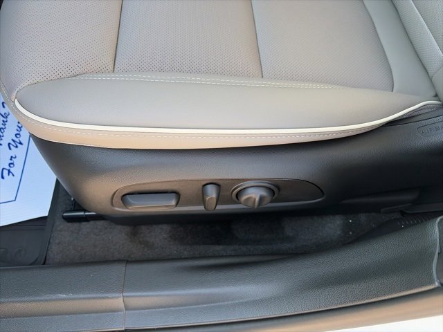 New 2026 Buick Envista Avenir image 18