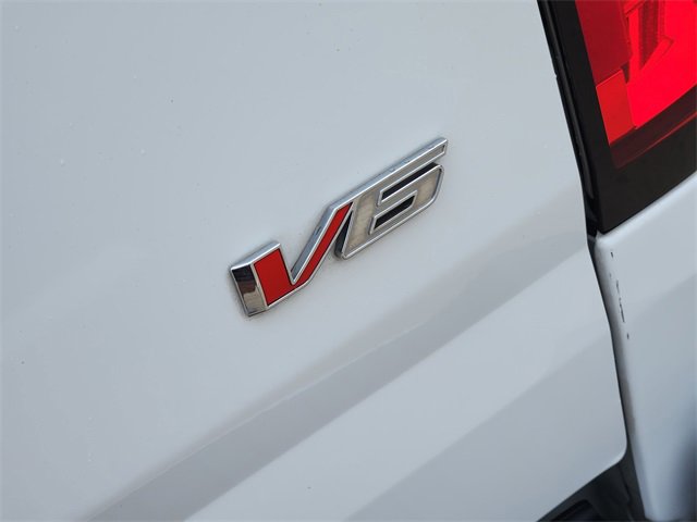 Used 2022 Chevrolet Colorado Z71 w/ Safety Package AWD/4WD image 9
