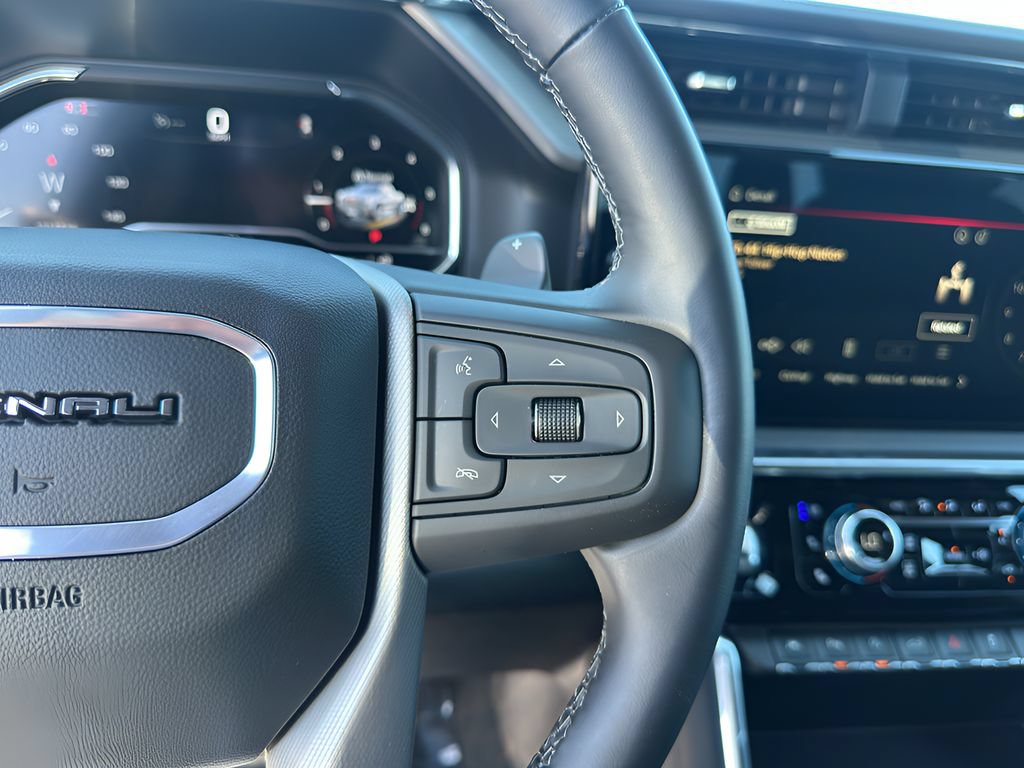 Used 2025 GMC Sierra 1500 Denali w/ Denali Reserve Package AWD/4WD image 25