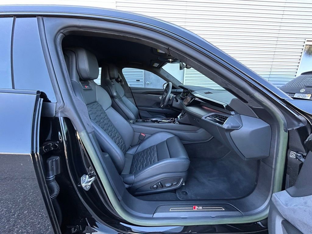 Used 2023 Audi RS e-tron GT w/ Carbon Performance Package image 48