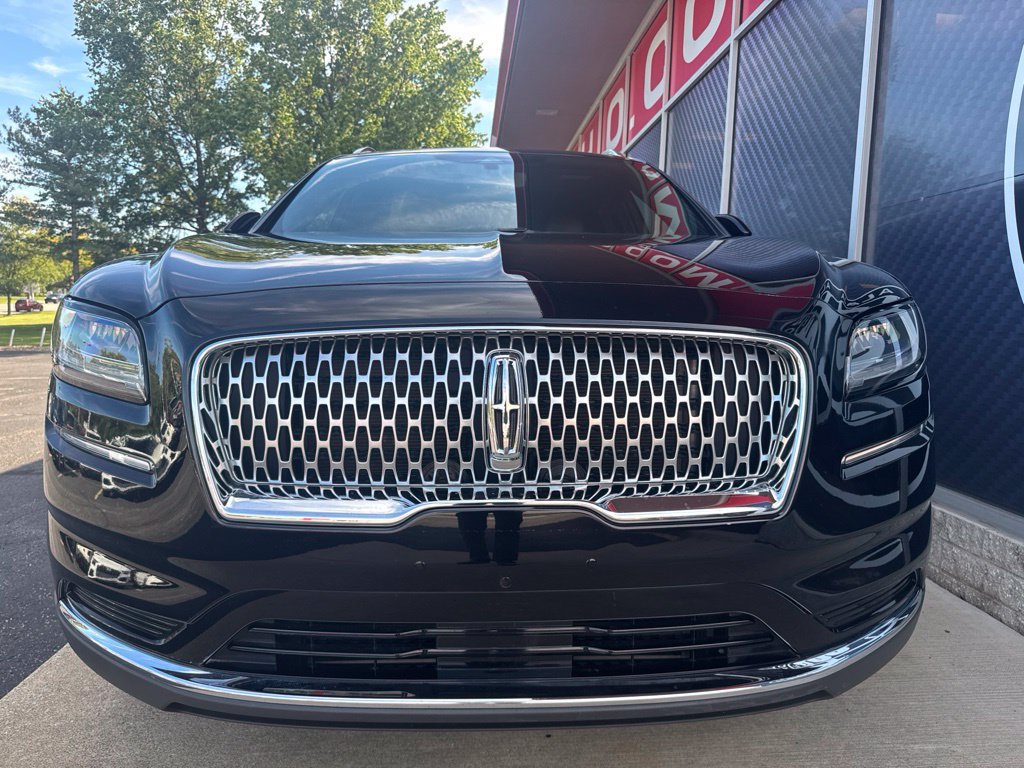 Used 2023 Lincoln Nautilus Reserve AWD/4WD image 8