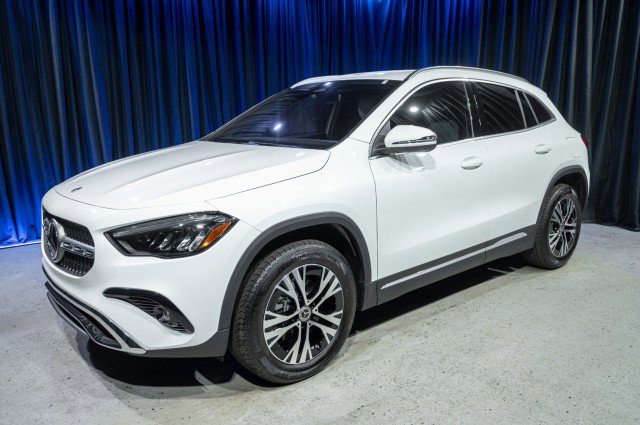 Certified 2026 Mercedes-Benz GLA 250 image 1