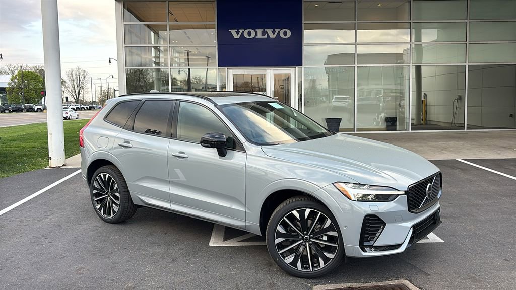 New 2026 Volvo XC60 B5 Ultra w/ Climate Package AWD/4WD image 2