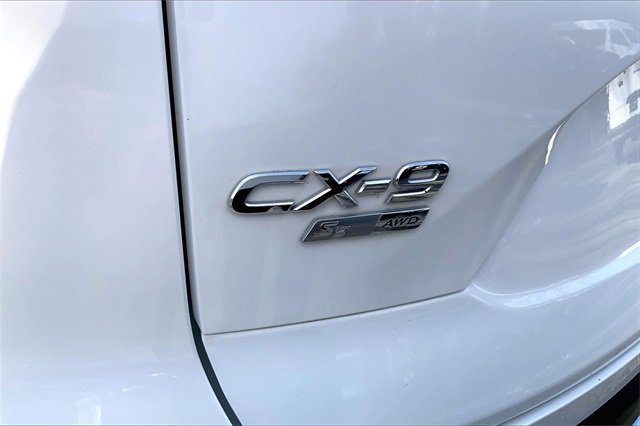 Used 2019 MAZDA CX-9 Signature image 8