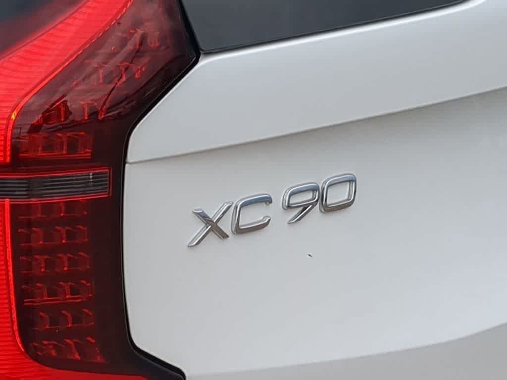 Certified 2026 Volvo XC90 B6 Plus AWD/4WD image 12