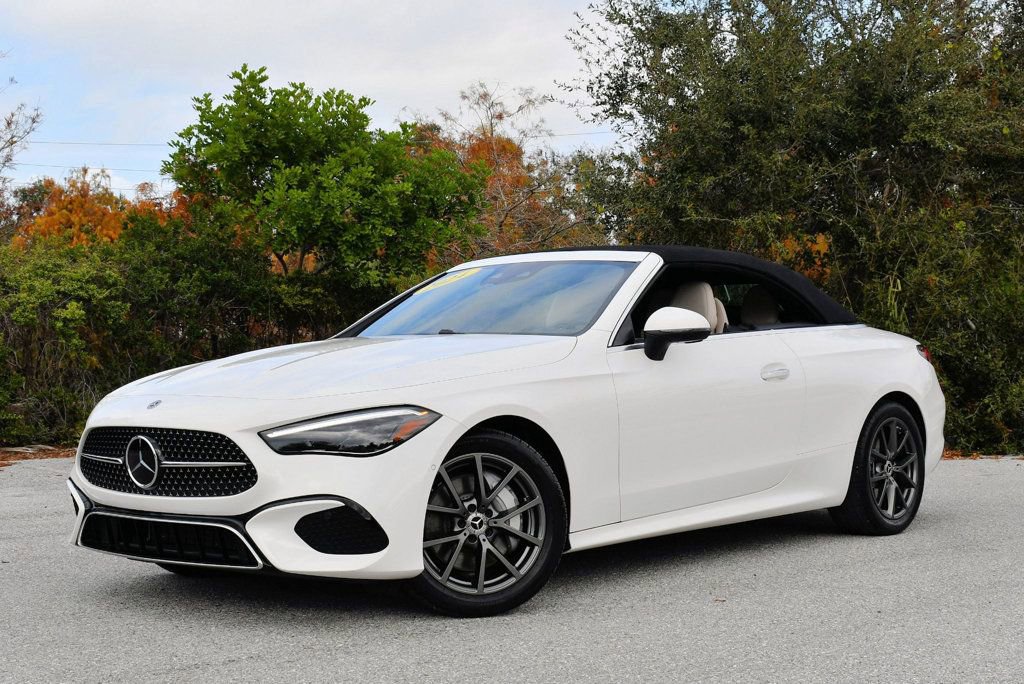 Used 2024 Mercedes-Benz CLE 300 4MATIC Cabriolet w/ Driver Assistance Package image 26