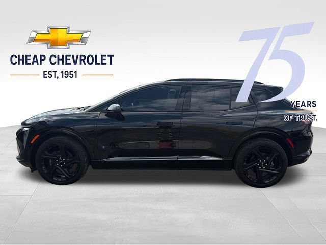 Used 2024 Chevrolet Equinox EV RS FWD image 2