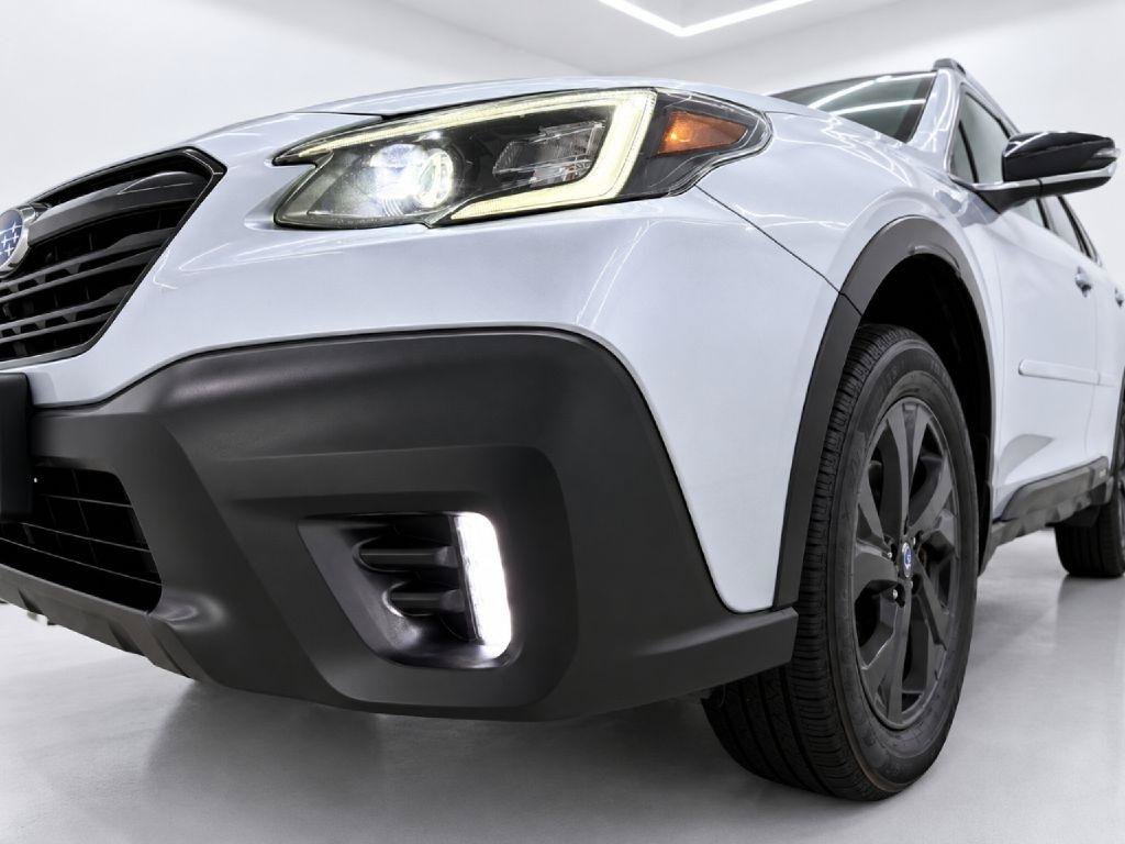 Used 2020 Subaru Outback Onyx Edition XT AWD/4WD image 35