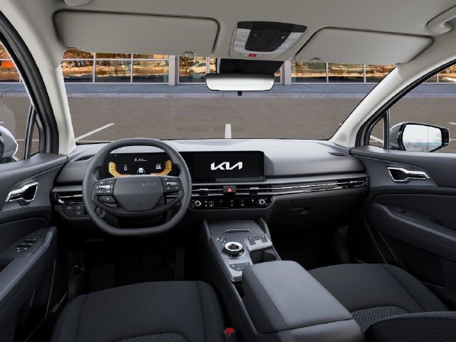 New 2027 Kia Sportage S FWD image 14