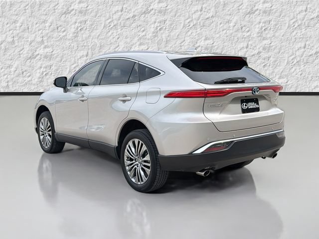 Used 2024 Toyota Venza XLE AWD/4WD image 5