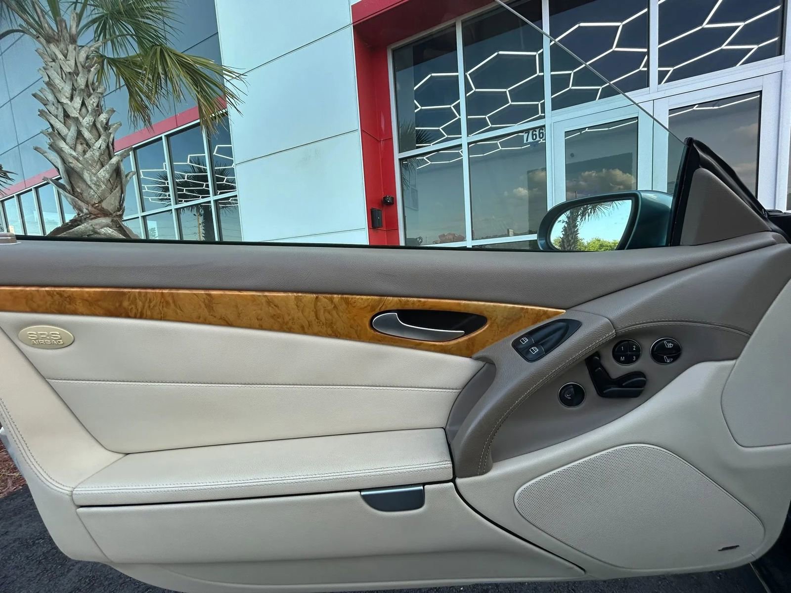 Used 2007 Mercedes-Benz SL 550 image 25