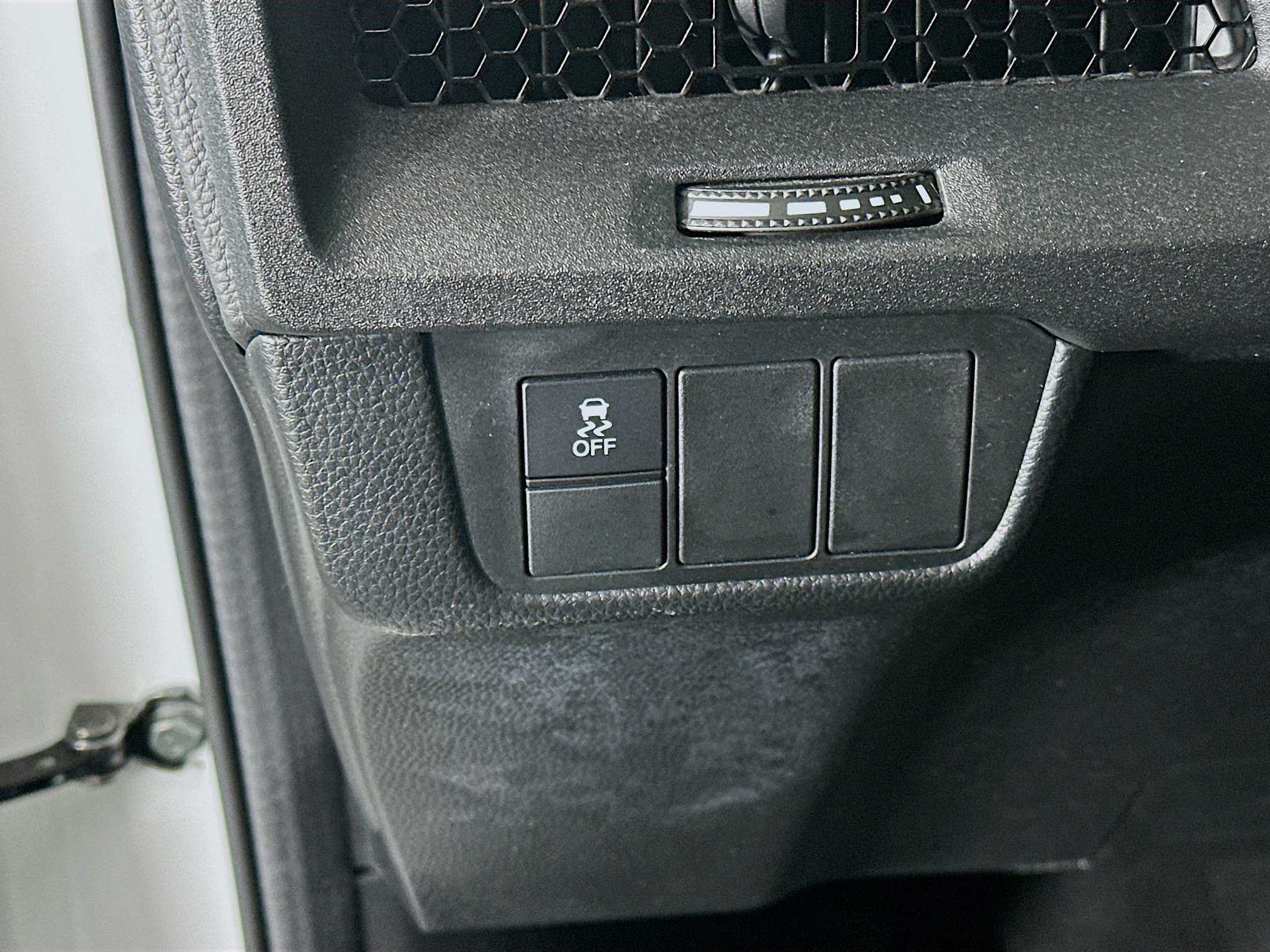 Used 2024 Honda CR-V EX image 17