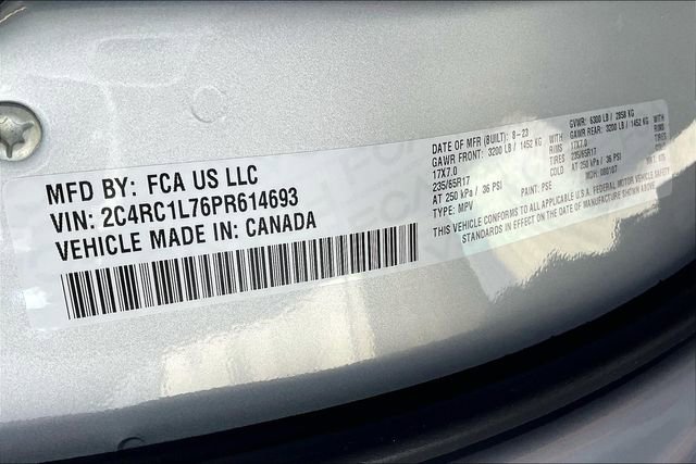 New 2023 Chrysler Pacifica Touring-L image 15