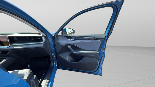 New 2026 Volkswagen Tiguan SE AWD/4WD image 26