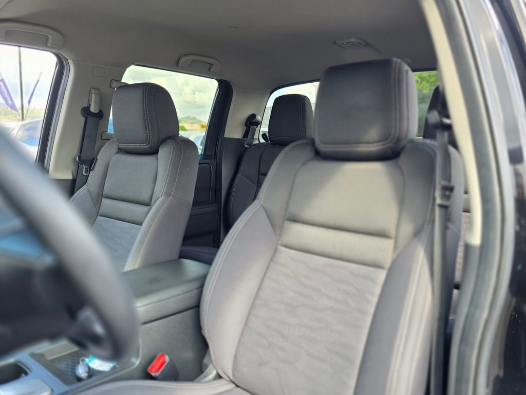 Used 2023 Nissan Frontier SV AWD/4WD image 13