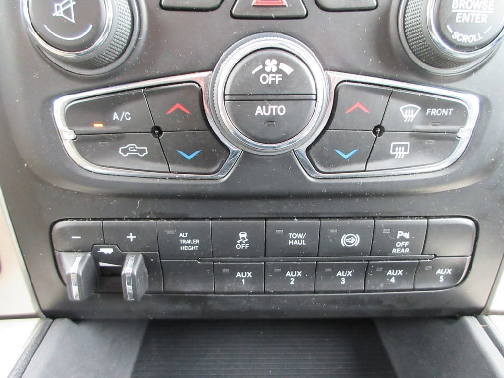 Used 2018 RAM 3500 Big Horn AWD/4WD image 33