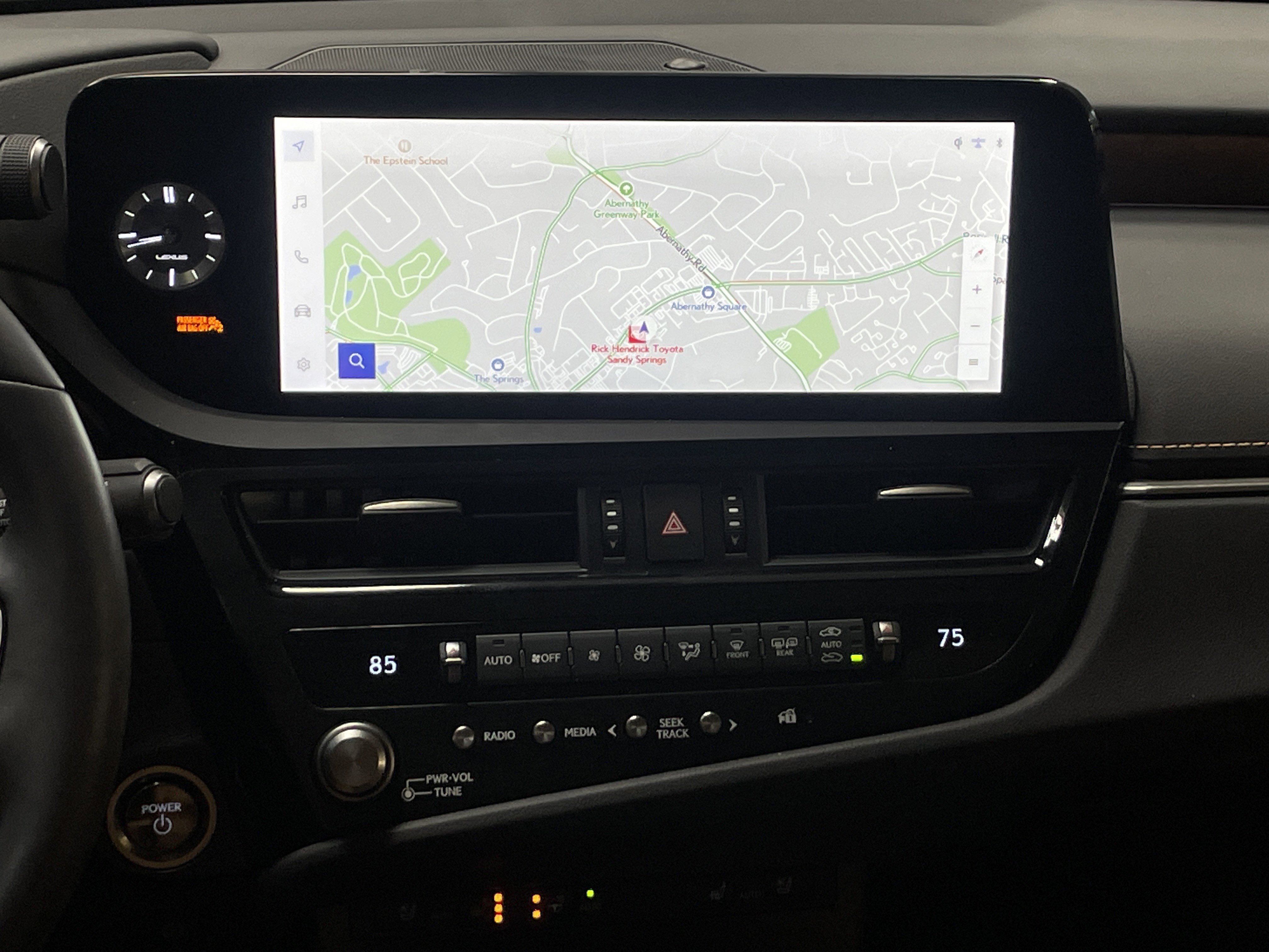 Used 2025 Lexus ES 300h w/ Premium Package image 31