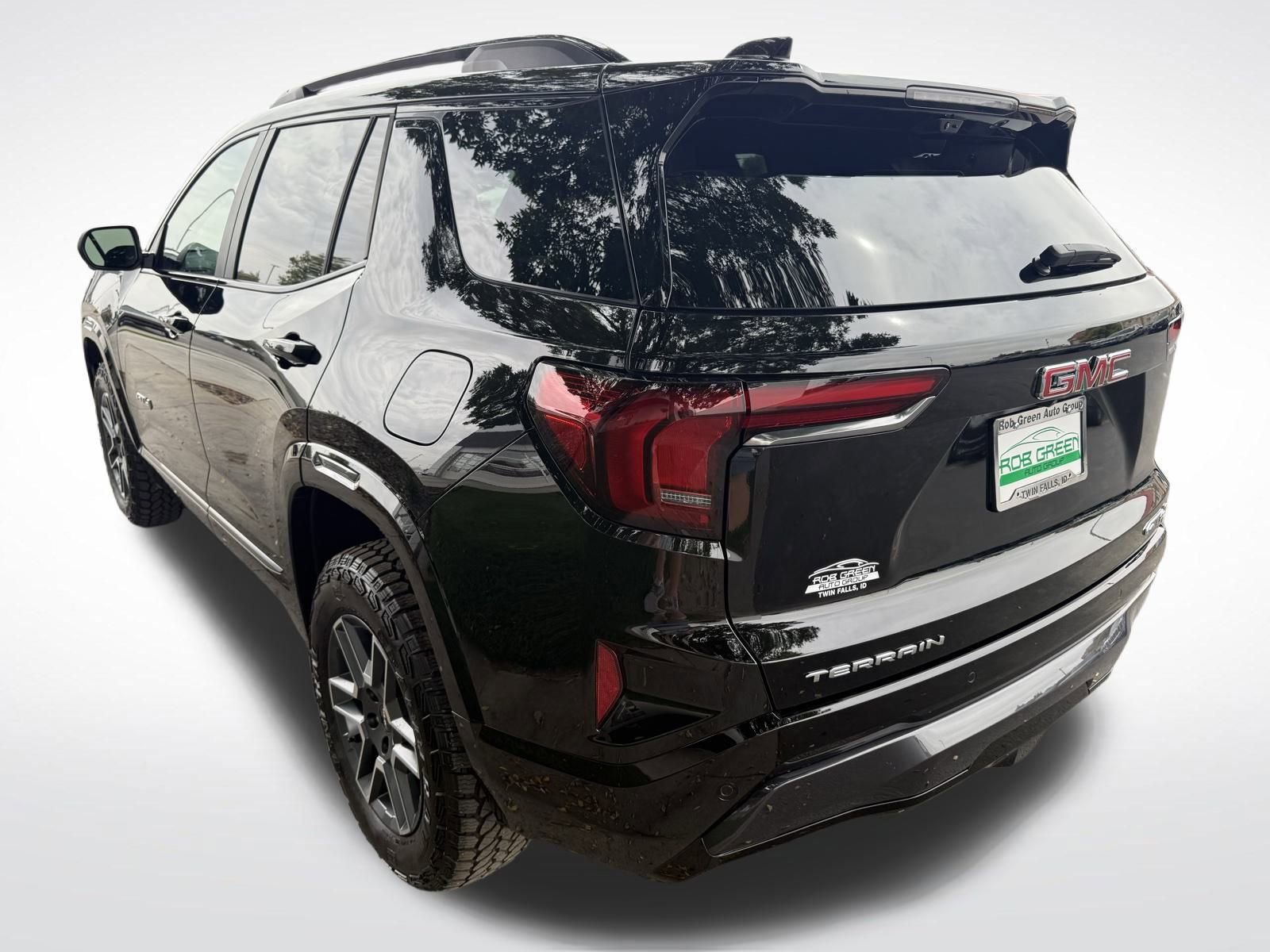New 2026 GMC Terrain AT4 w/ Convenience Package III image 7