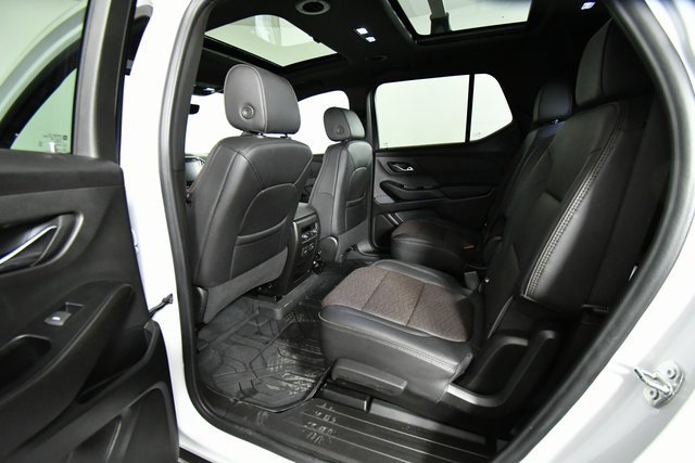 Used 2023 Chevrolet Traverse High Country w/ LPO, Floor Liner Package image 26
