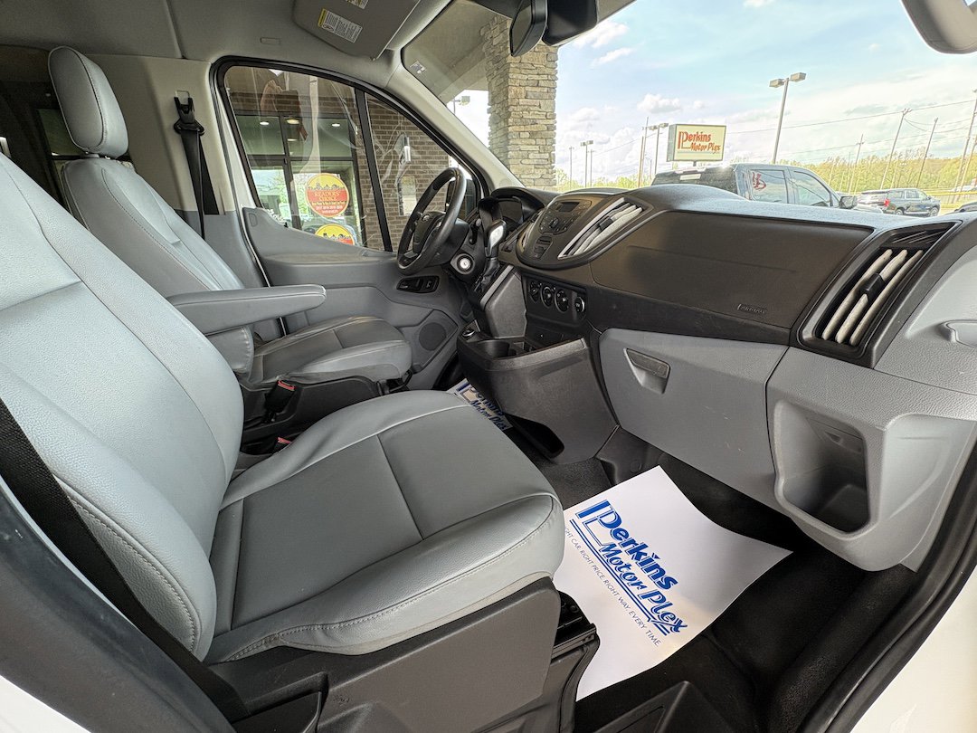 Used 2017 Ford Transit 350 XL image 20