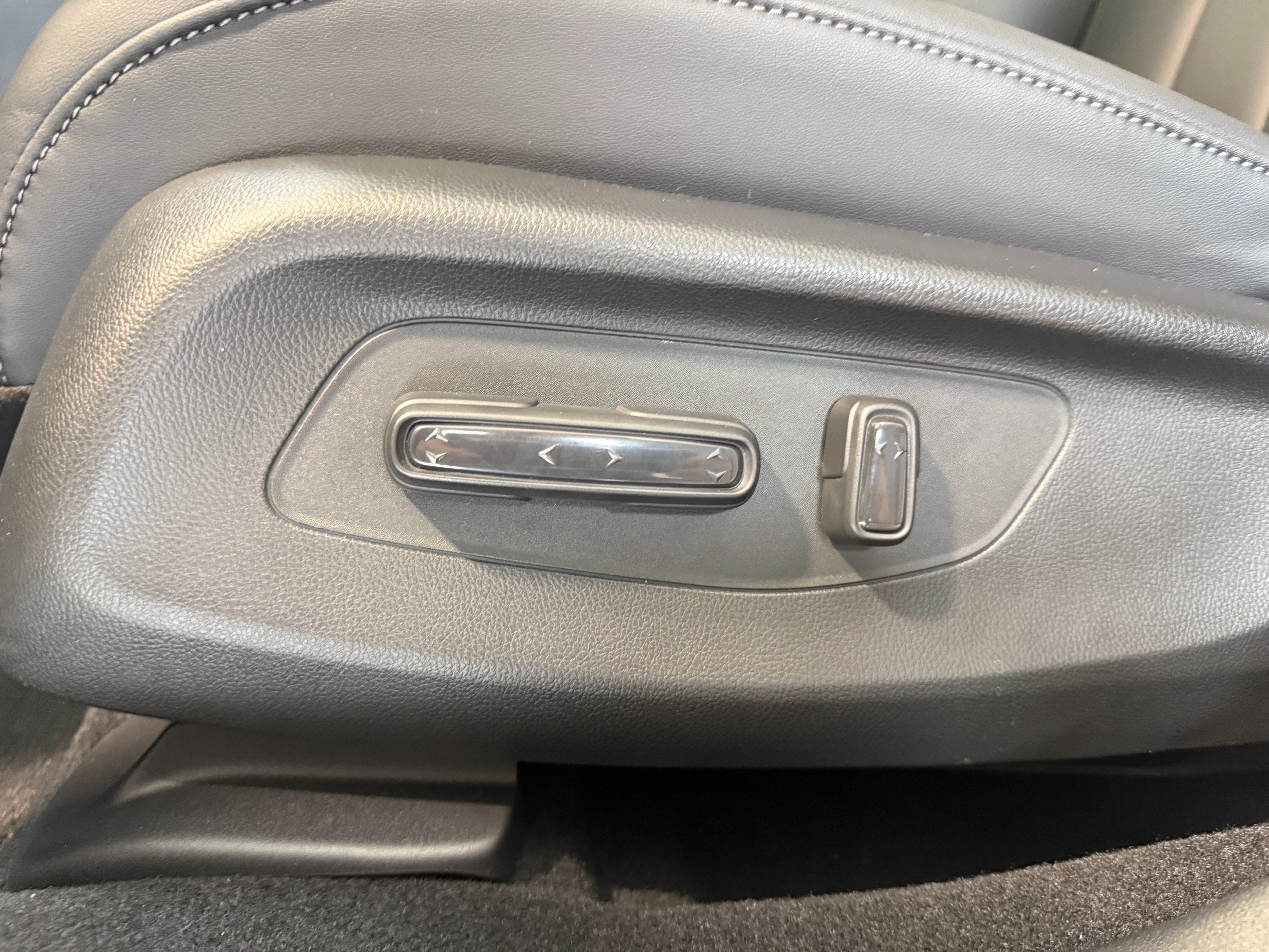 New 2026 Acura ADX AWD image 24