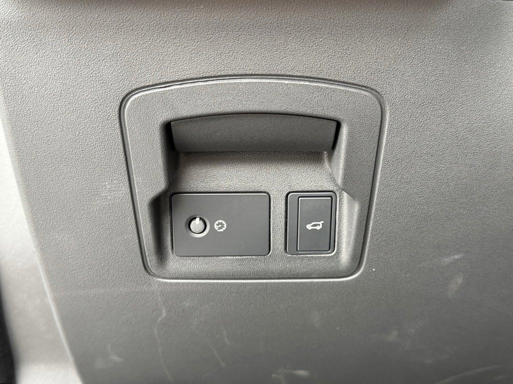 Used 2026 Land Rover Range Rover Velar Dynamic SE image 25