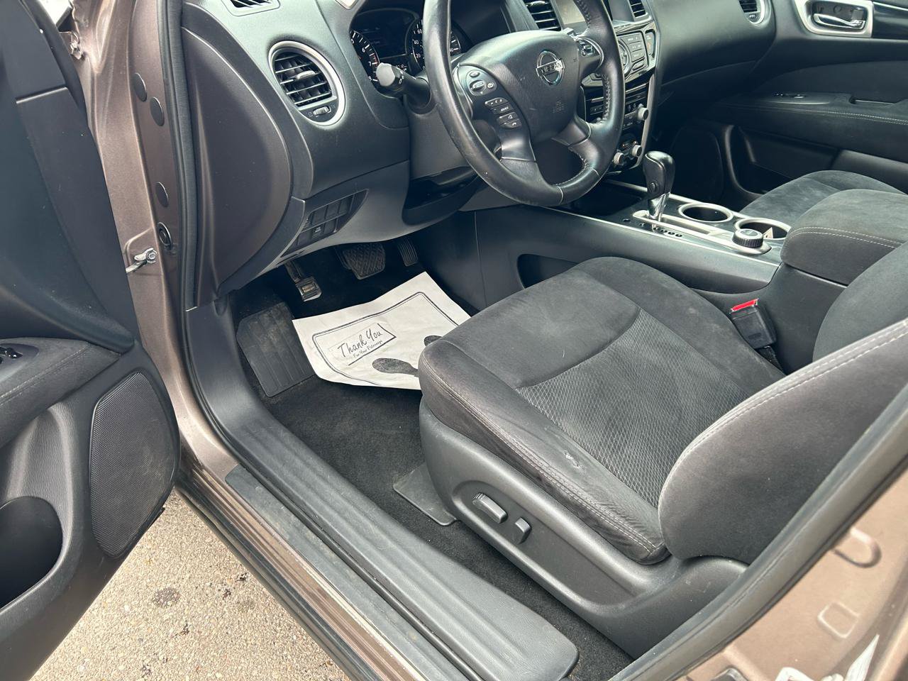 Used 2013 Nissan Pathfinder SV w/ Trailer Tow Pkg AWD/4WD image 10
