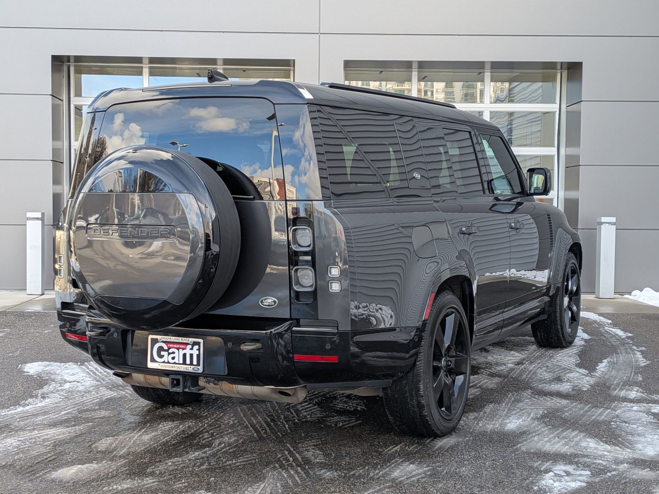 Used 2023 Land Rover Defender 130 X image 7