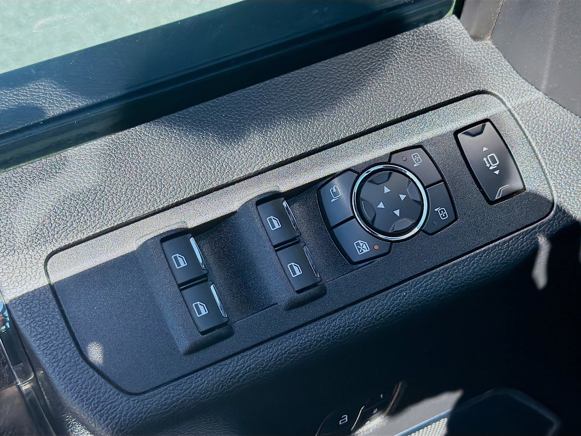 Used 2019 Ford F250 Lariat w/ Lariat Ultimate Package AWD/4WD image 22