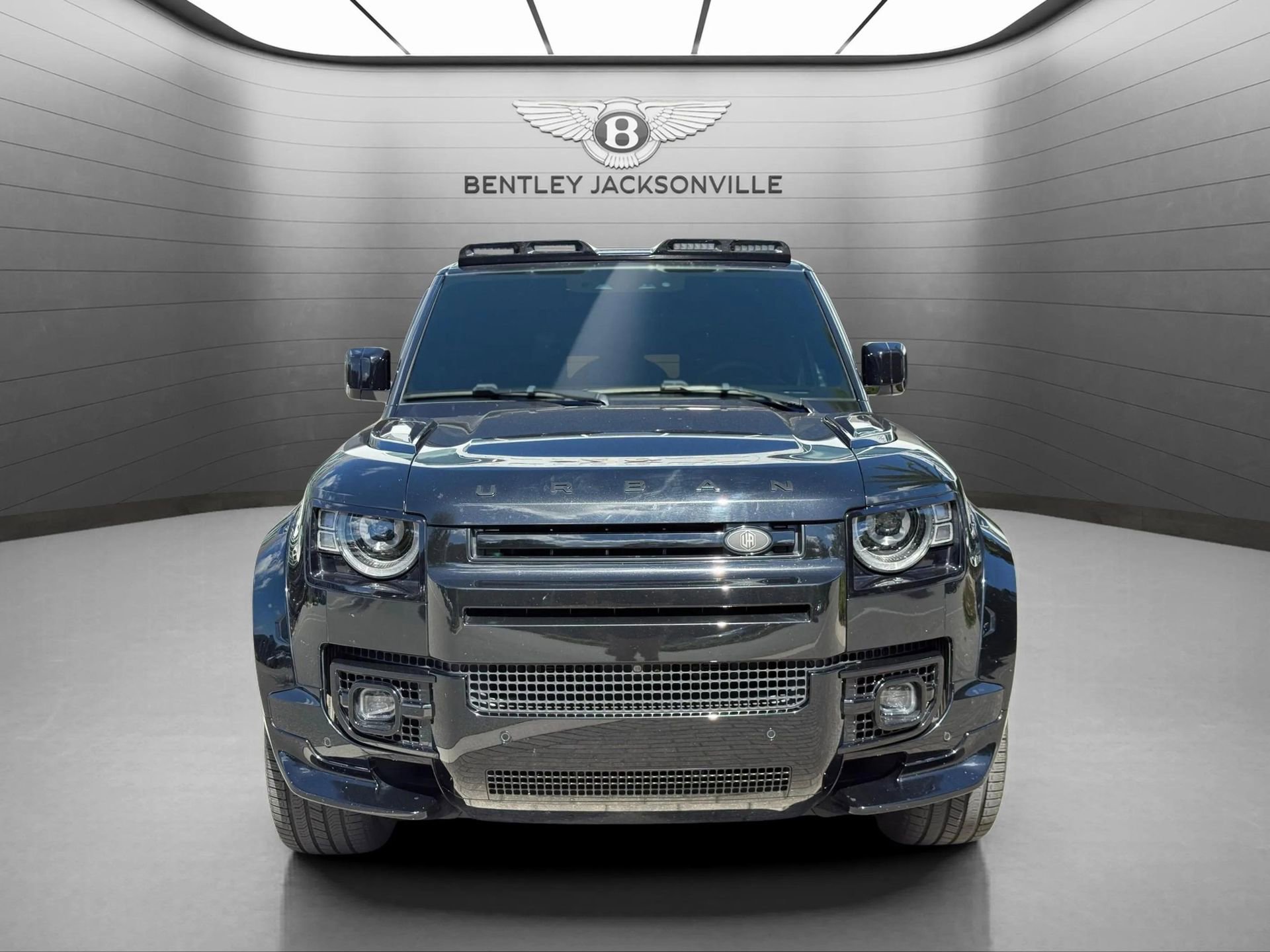 Used 2023 Land Rover Defender 110 Carpathian Edition image 8