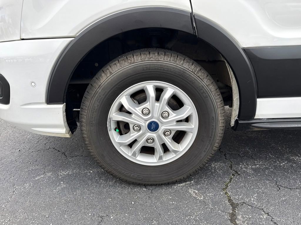 Used 2021 Ford Transit 350 XLT image 38