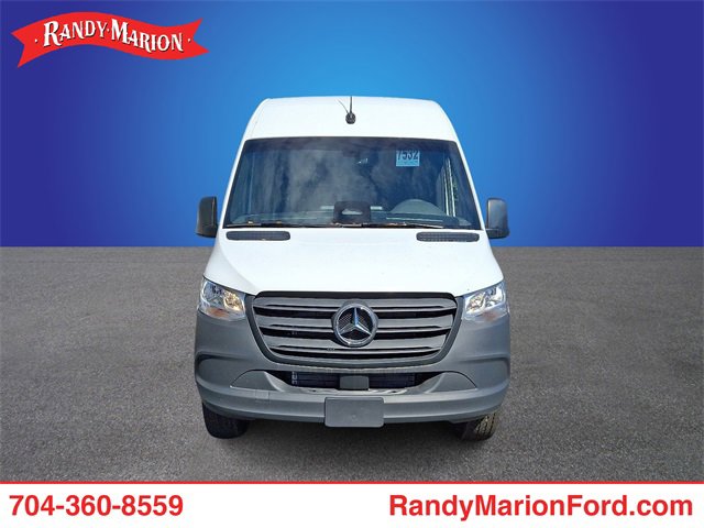Used 2025 Mercedes-Benz Sprinter 2500 image 2