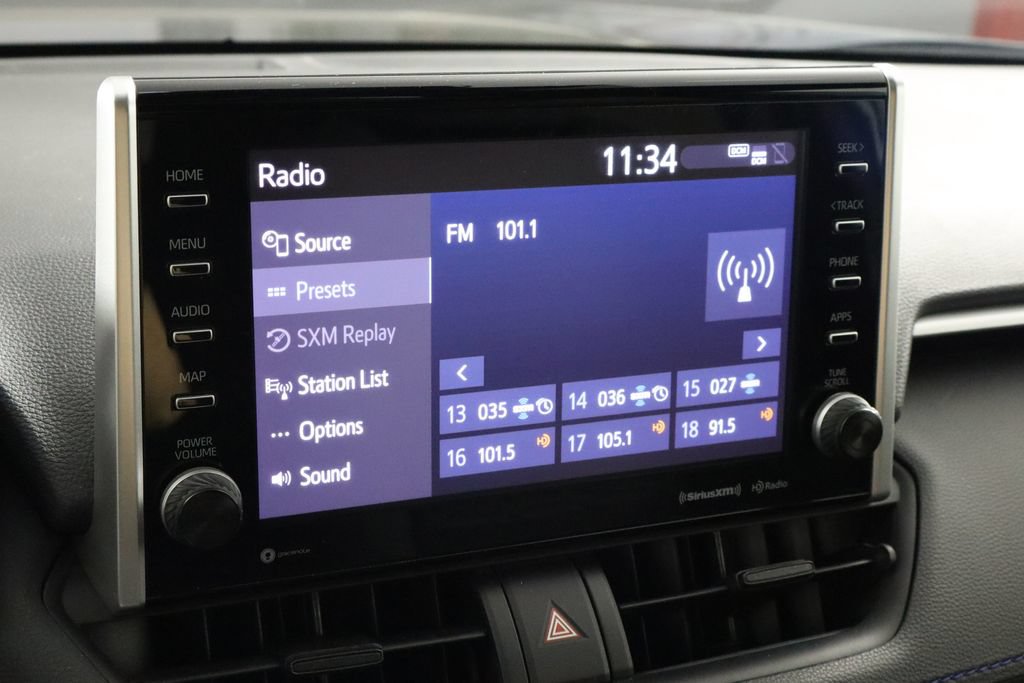 Used 2022 Toyota RAV4 SE w/ Convenience Package AWD/4WD image 32