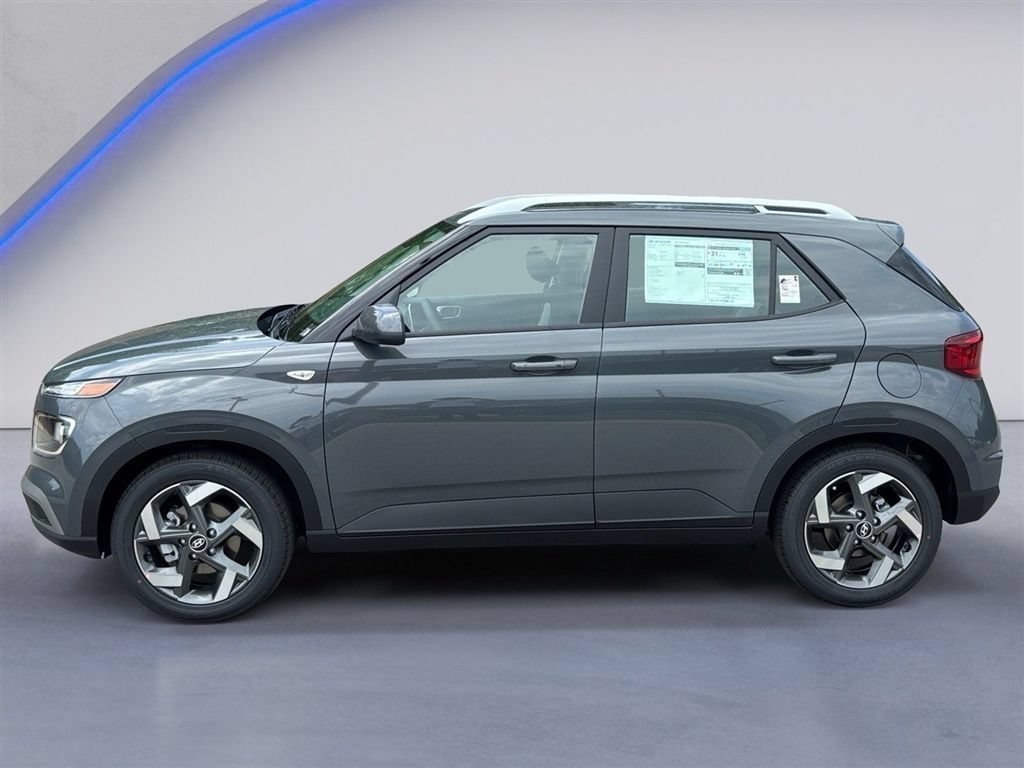 New 2026 Hyundai Venue SEL FWD image 7