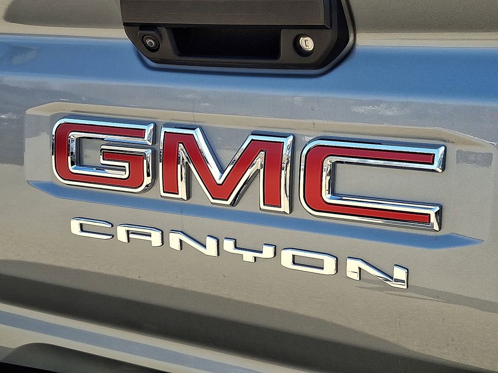 Used 2023 GMC Canyon AT4 w/ AT4 Premium Package AWD/4WD image 28