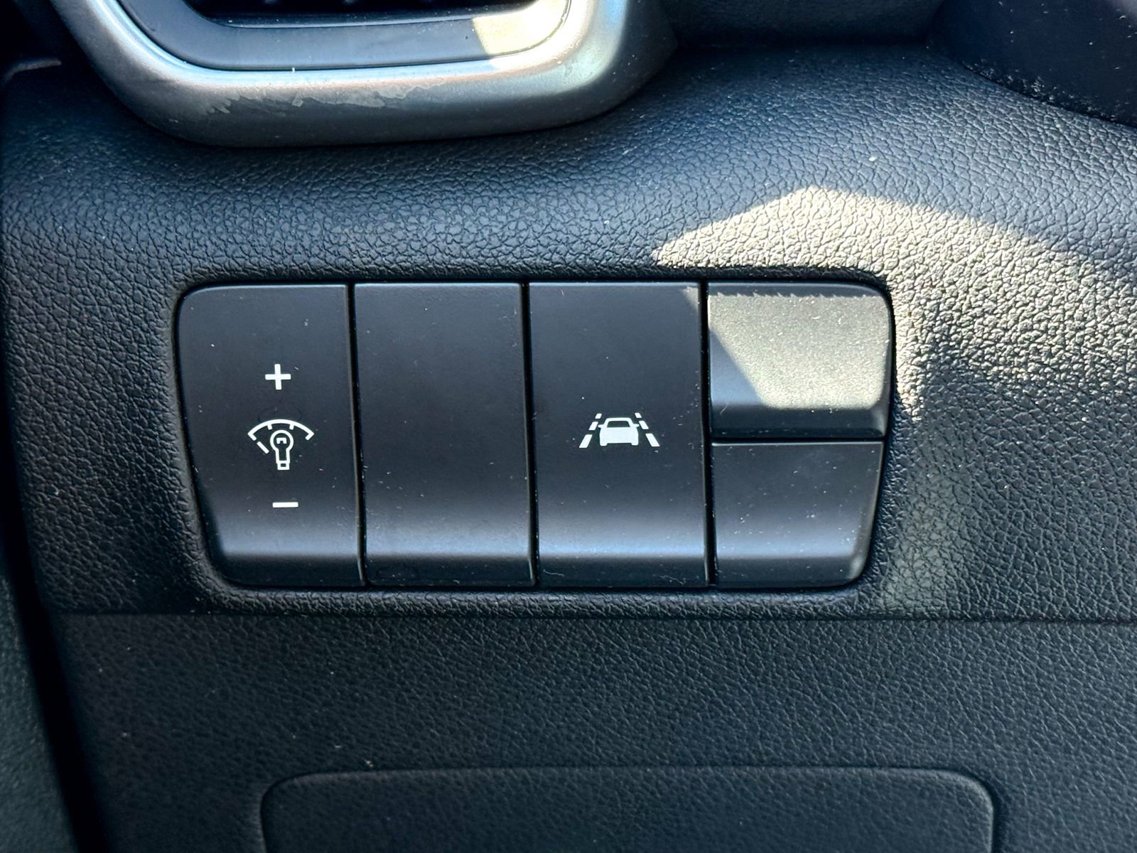 Certified 2021 Kia Sportage LX image 33