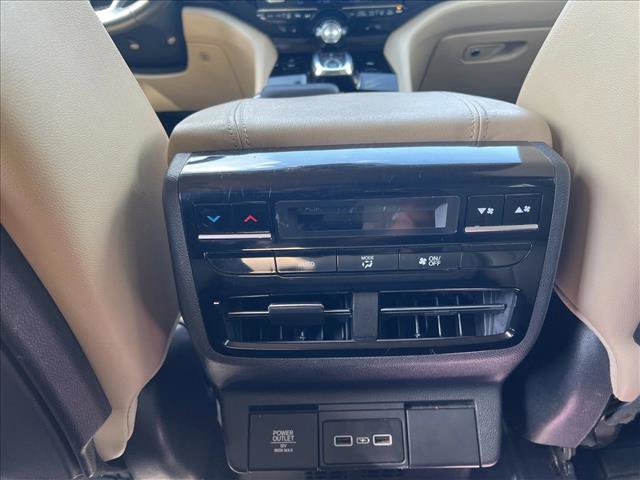Used 2022 Acura MDX SH-AWD image 14