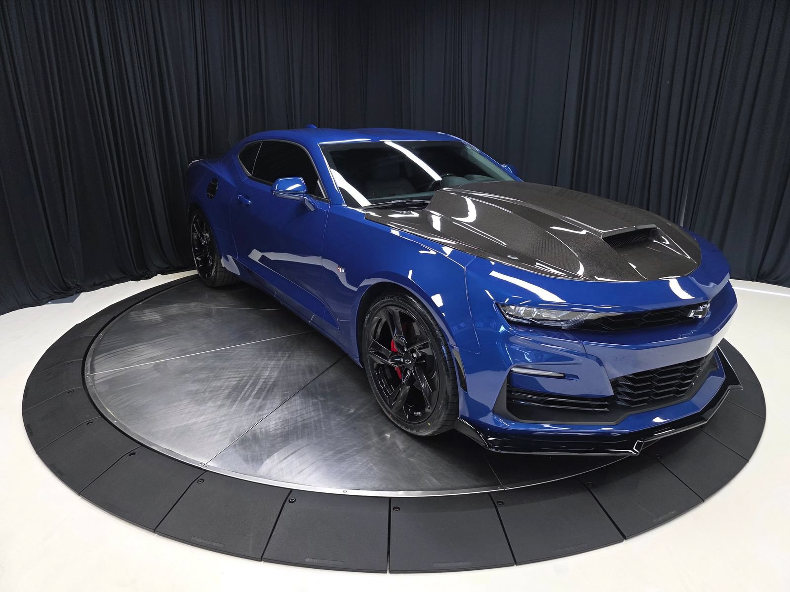 Used 2023 Chevrolet Camaro SS RWD image 8
